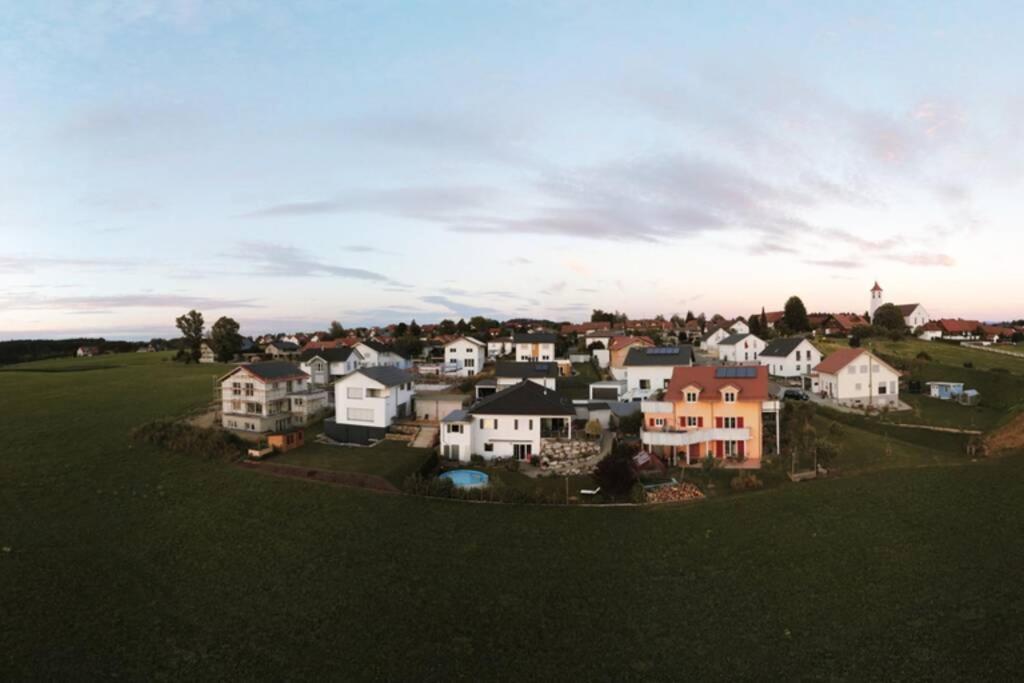 Allgaeu Gemuetliche, Moderne Mit Garten-pool Argenbuhl
