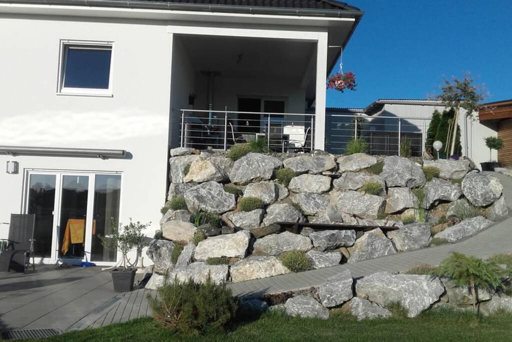 Allgaeu Gemuetliche, Moderne Mit Garten-pool Apartment Argenbuhl